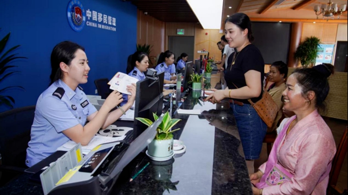 西双版纳州公安局：聚焦云南辐射中心建设，助力全州经济高质量发展