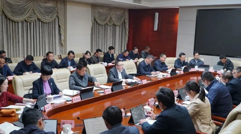 省委政法委委务会（扩大）会议强调  抓紧抓好树立和践行正确政绩观学习教育 推动政法工作高质量发展