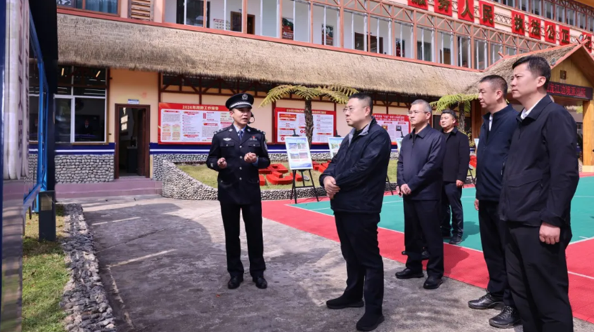 胡大鹏在怒江调研时强调 抓实安保维稳强边固防 筑牢边疆和谐稳定防线