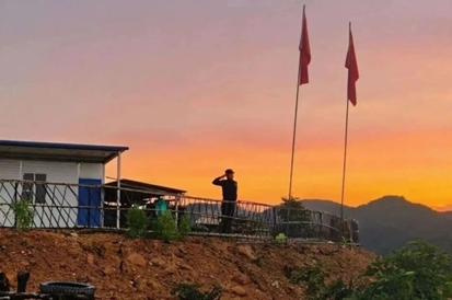 我缺席了家长会，但守住了整条边境线