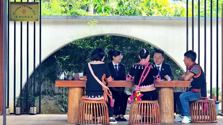 茶香“枫”味浓：良法润边疆 善治护团结