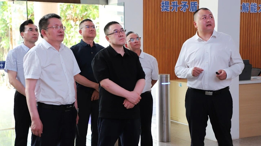胡大鹏在楚雄州调研时强调 推动综治中心规范化建设提质增效 有效提升基层治理效能