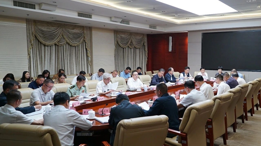 省委政法委员会全体（扩大）会议强调 抓实政法主责主业 确保全省安全稳定