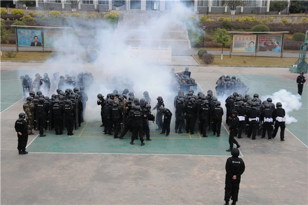 富宁举办反恐处突警务实战培训班4