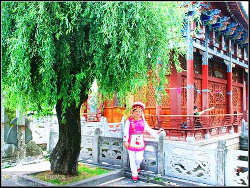 作者毕业后再回大理一中2（2009）_副本