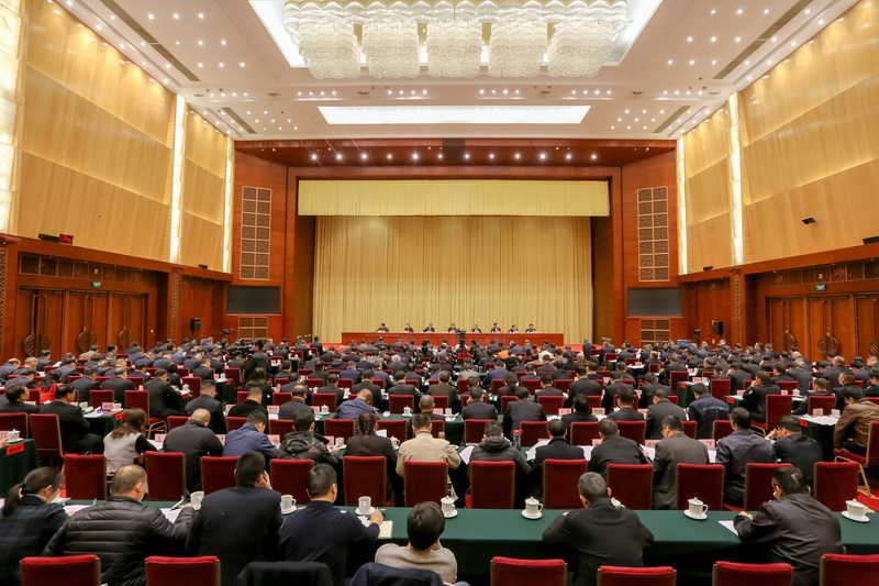 省委政法工作会议提出：统筹兼顾 突出重点 狠抓落实 为全面建成小康社会创造和谐稳定社会环境