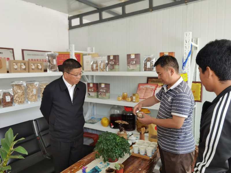 许云川率大理州委督战组到洱源县督战脱贫攻坚工作